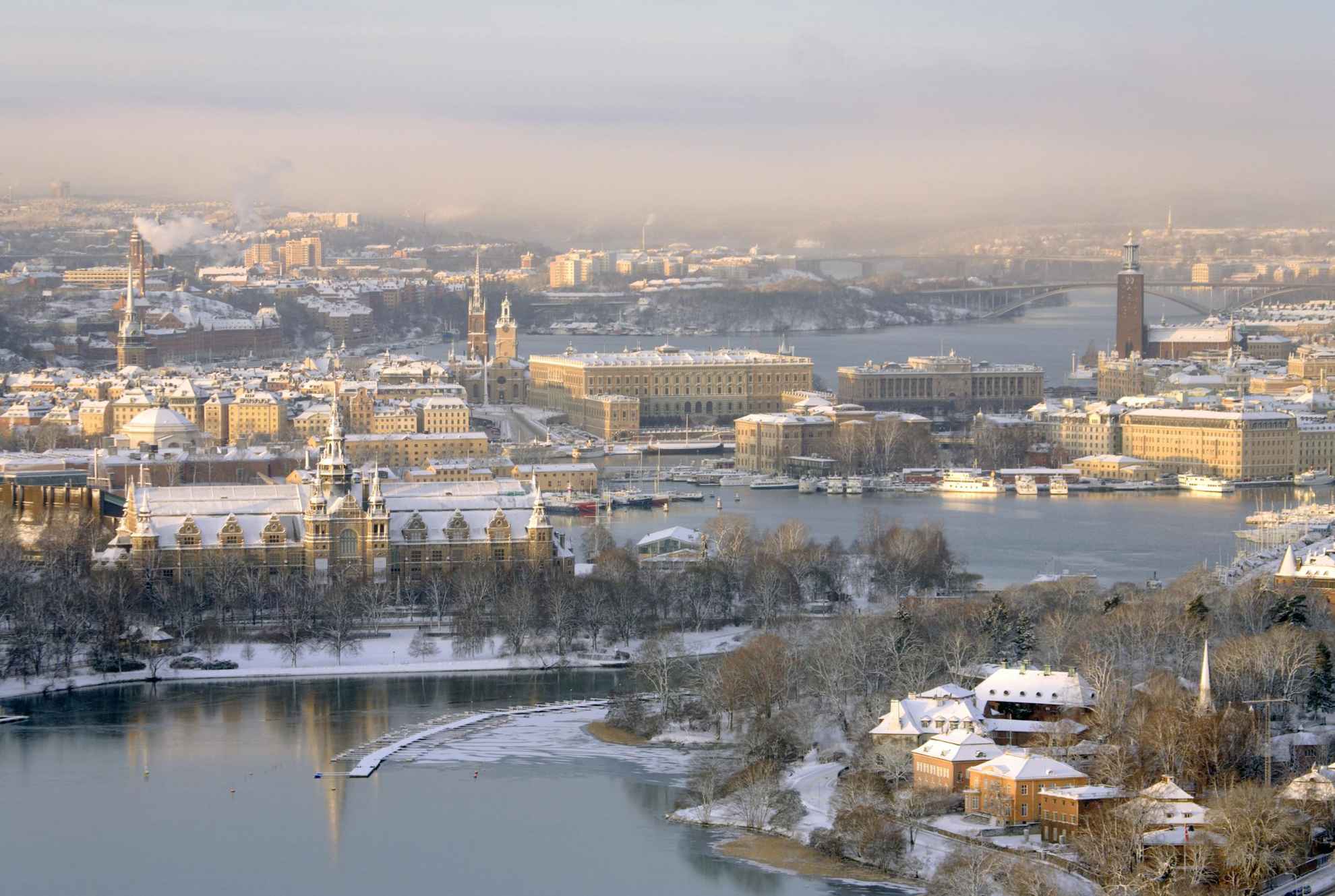 Stockholm an einem verschneiten Wintertag.