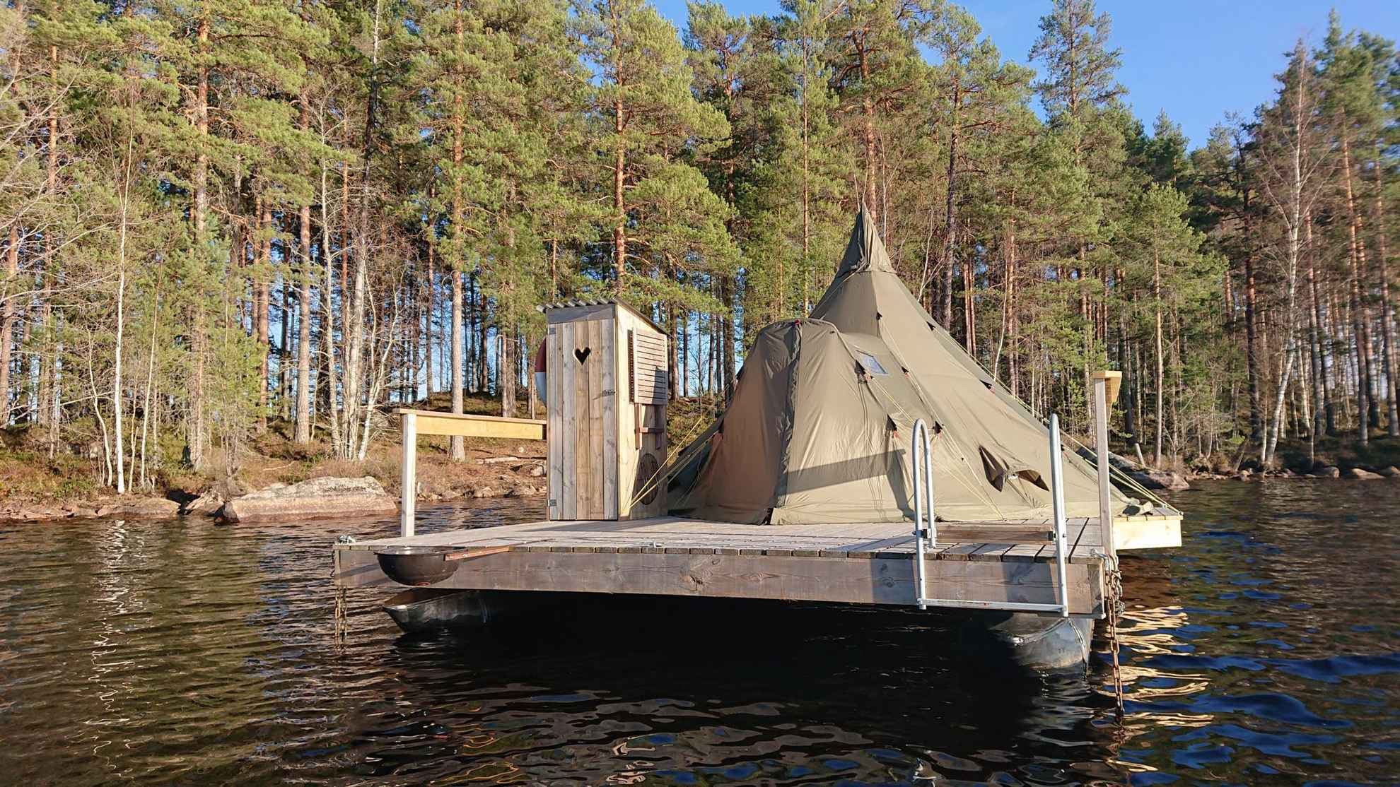 Campingfloß in Värmlandsgården