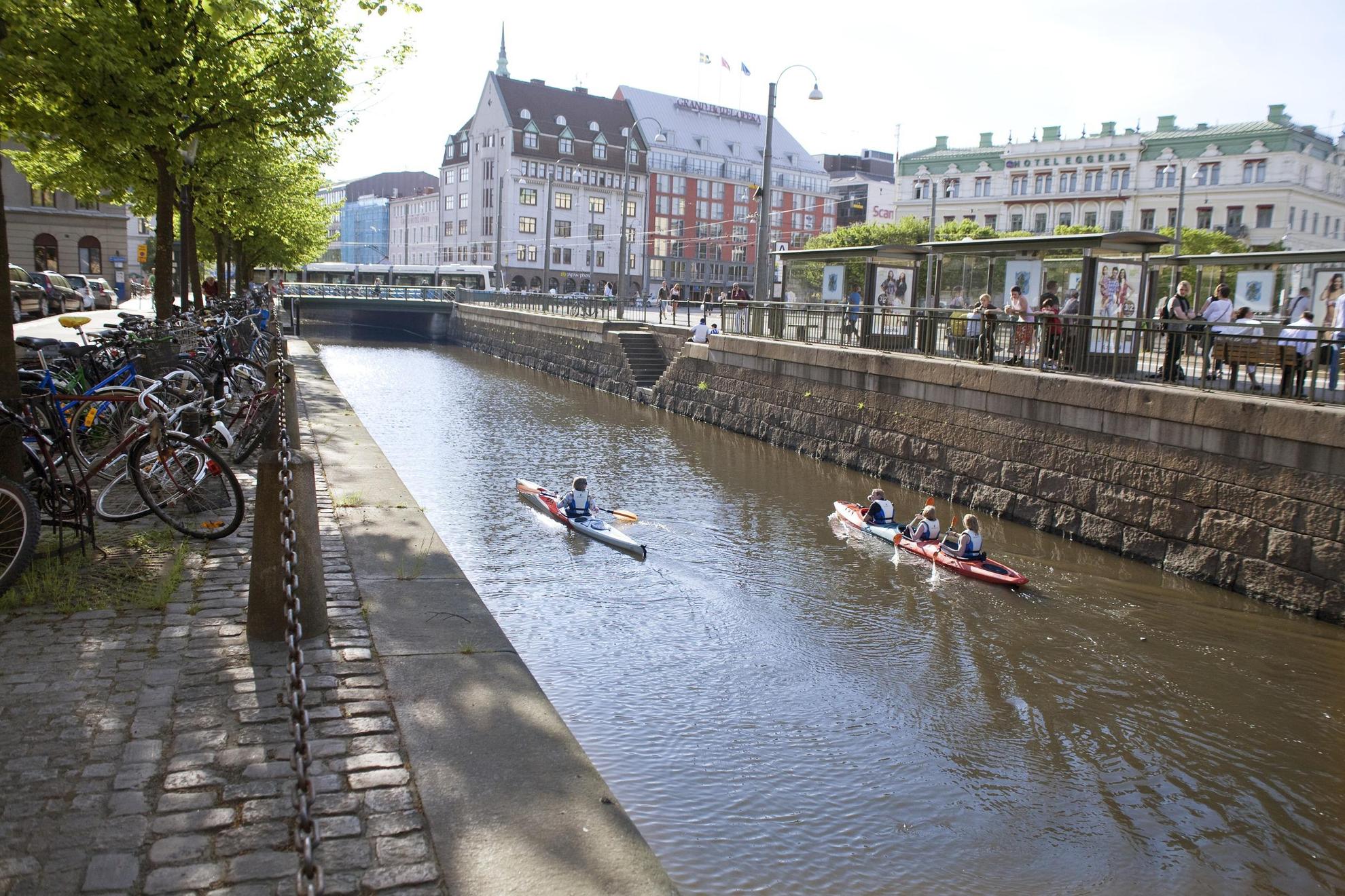 Kayaking in Gothenburg city