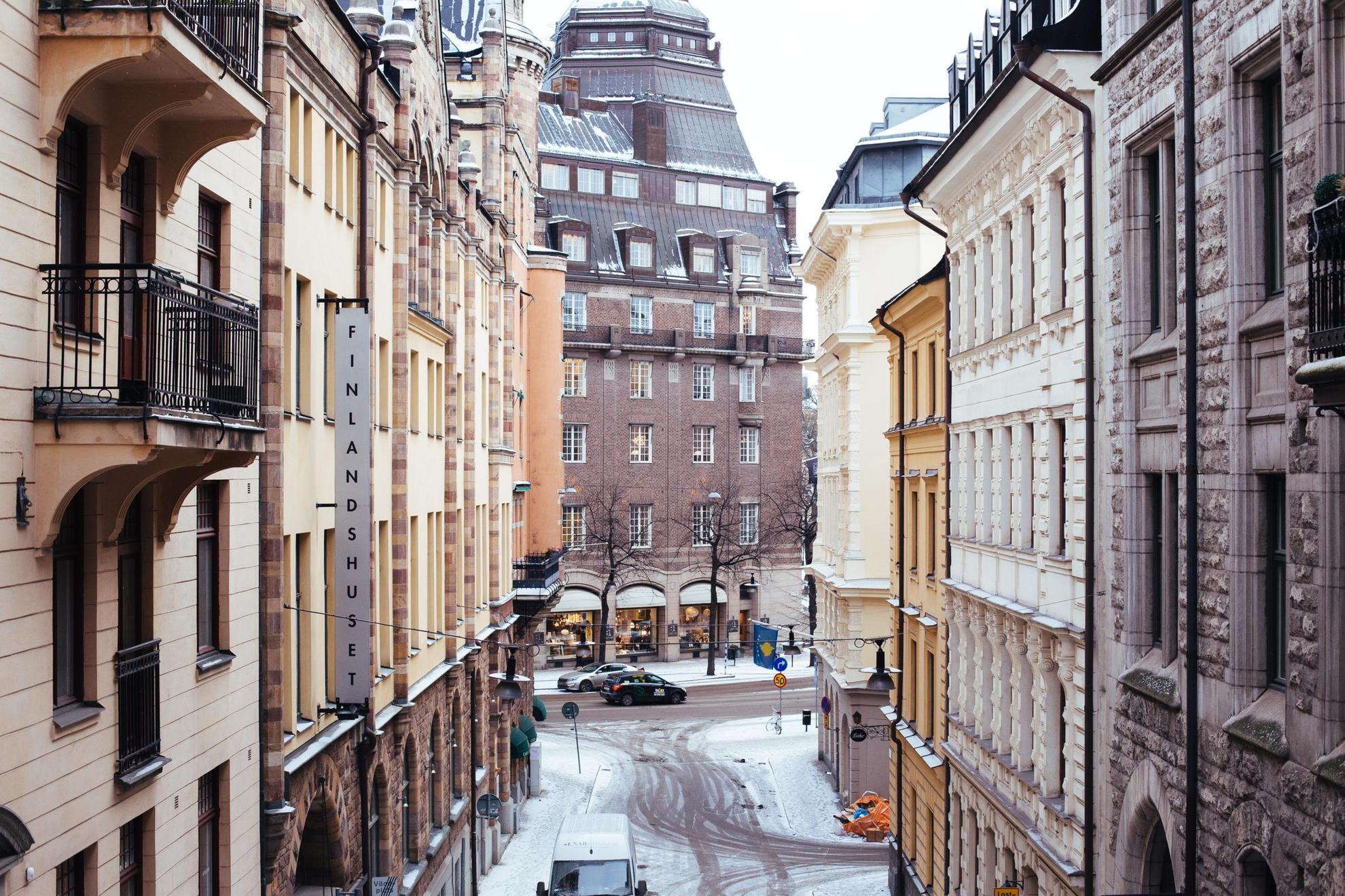 Die Straße Snickarbacken in Stockholm