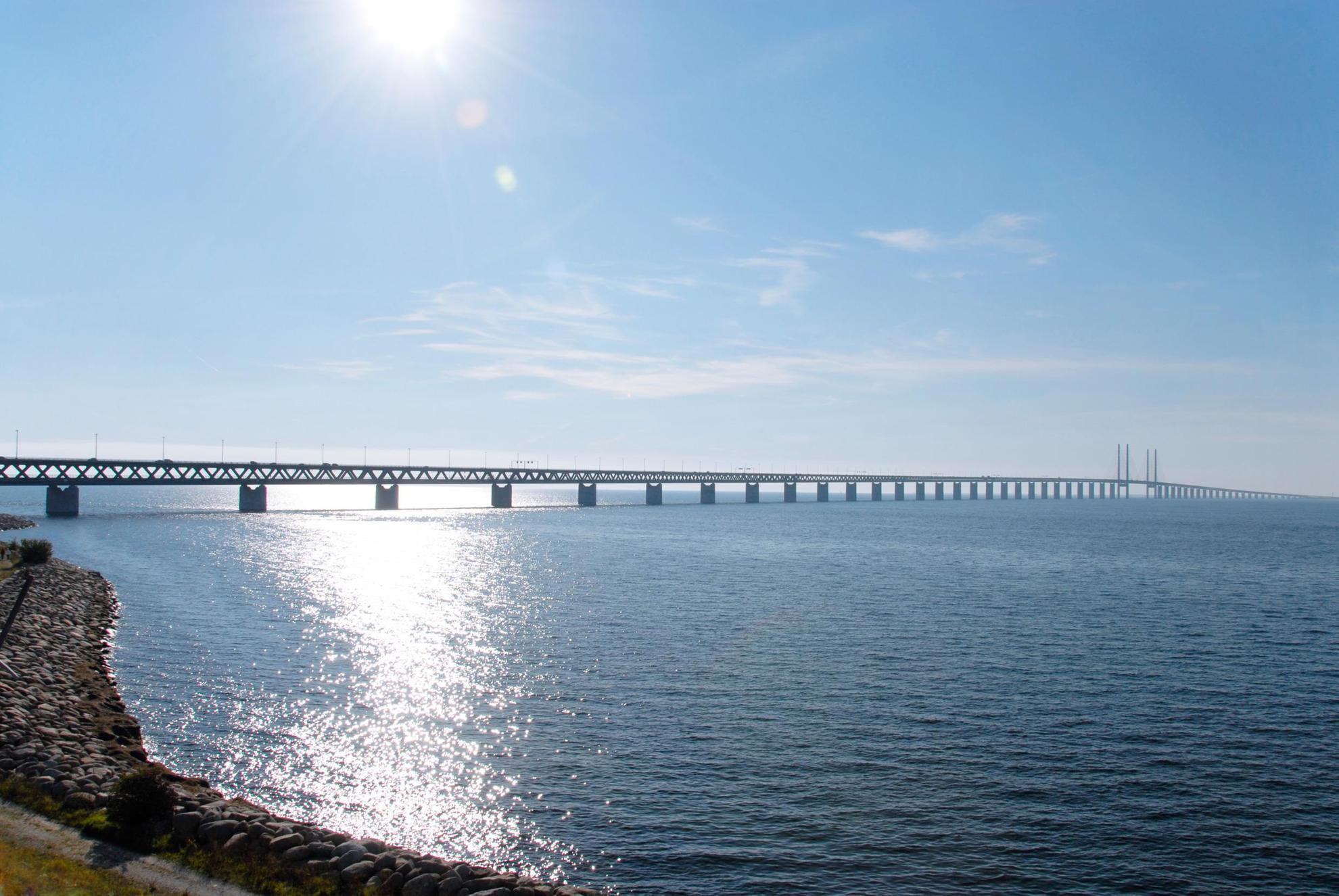 The Öresund Bridge seen from the Malmö seaside.